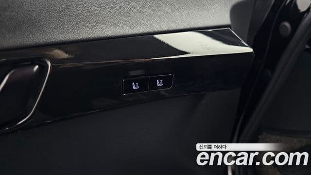 Hyundai Grandeur Hybrid 2024 — Photo 8/34