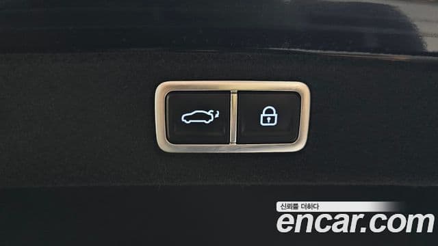 Hyundai Grandeur Hybrid 2024 — Photo 34/34