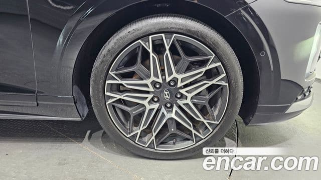 Hyundai Grandeur Hybrid 2024 — Photo 17/34