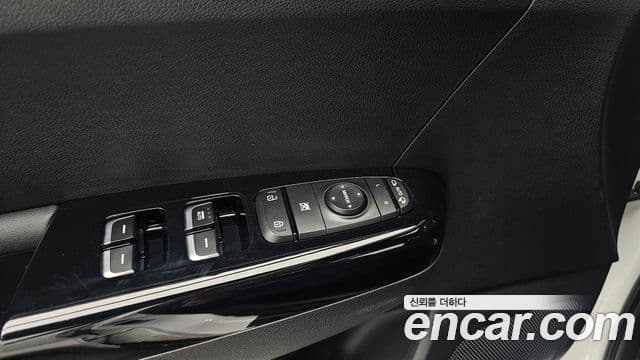 Kia Sportage The Bold 2019 — Photo 27/31