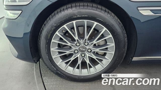 Genesis G80 2023 — Şəkil 8/32
