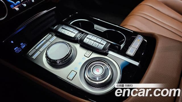 Genesis G80 2023 — Şəkil 29/32
