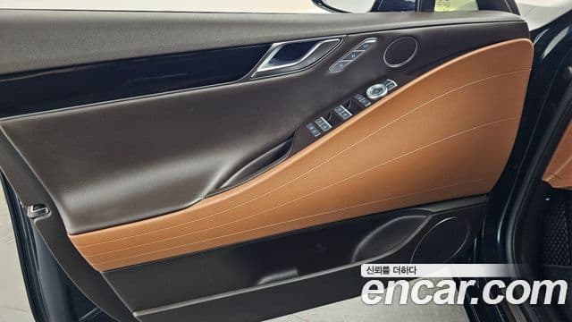 Genesis G80 2023 — Şəkil 11/32