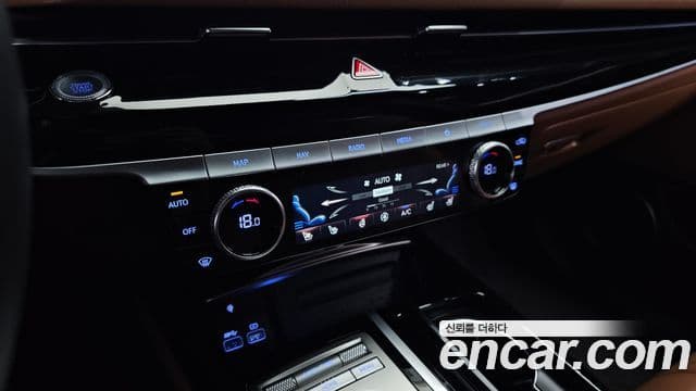Genesis G80 2023 — Şəkil 12/32