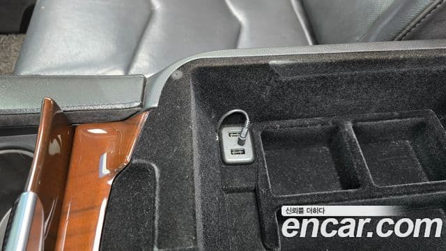 Cadillac Escalade 2018 — Фото 16/20