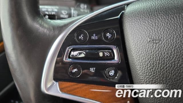 Cadillac Escalade 2018 — Фото 17/20