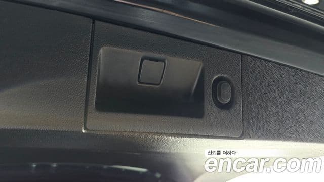Cadillac Escalade 2018 — Фото 20/20