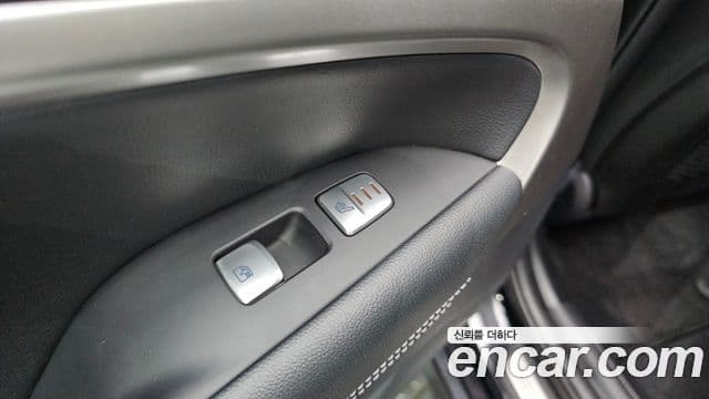 Genesis G70 2020 — Şəkil 18/31