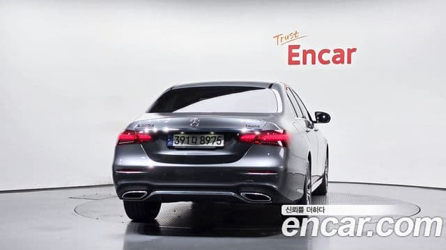 Mercedes-Benz E-Class 2021 — Şəkil 3/33