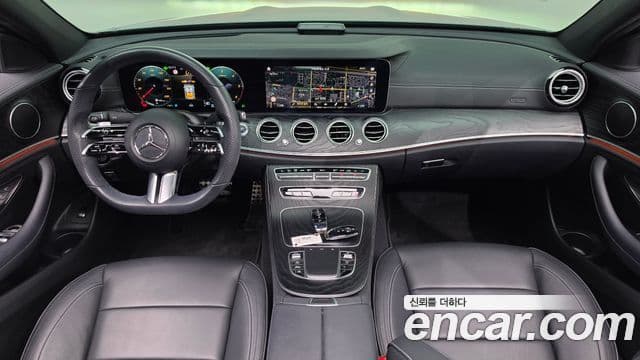 Mercedes-Benz E-Class 2021 — Şəkil 16/33