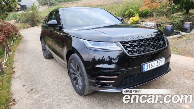 Land Rover Range Rover Velar 2018 — ფოტო 19/19