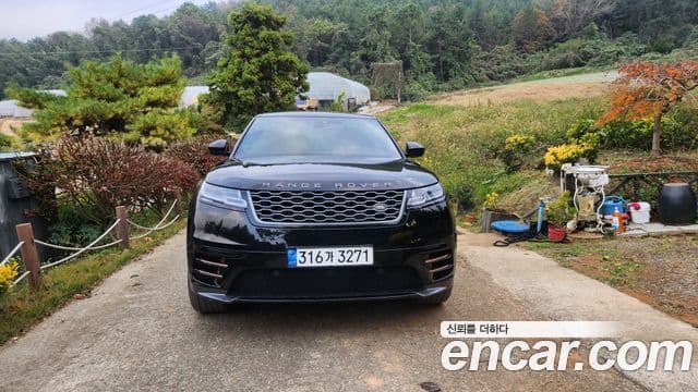 Land Rover Range Rover Velar 2018 — ფოტო 2/19