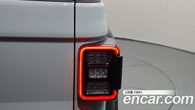 Jeep Gladiator 2023 — Photo 15/34