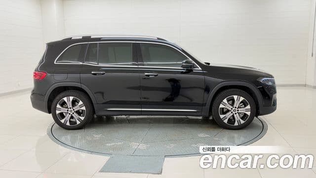 Mercedes-Benz EQB 2025 — ფოტო 20/20