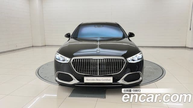 Mercedes-Benz S-Class 2025 — Photo 15/20