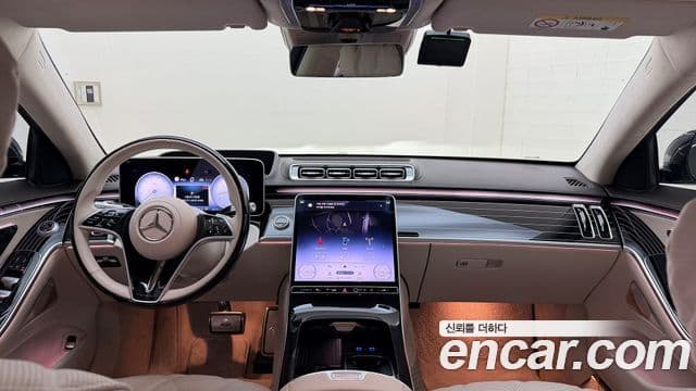 Mercedes-Benz S-Class 2025 — Photo 11/20