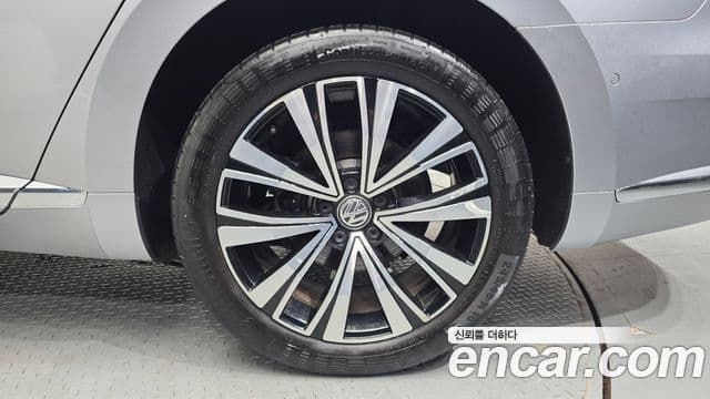 Volkswagen Arteon 2019 — Şəkil 4/32