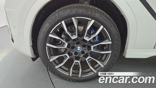 BMW X6 2025 — Photo 14/20