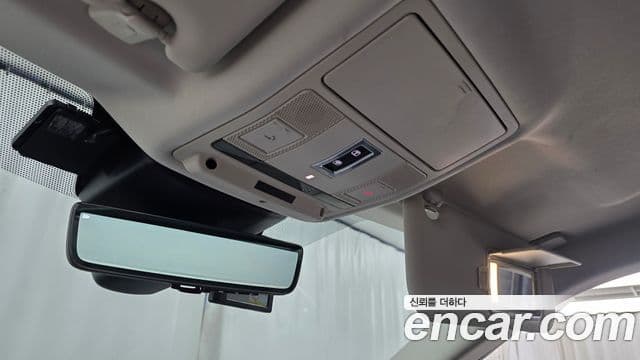Land Rover Range Rover Evoque 2019 — Şəkil 13/32