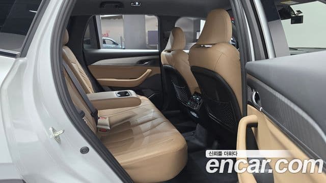 Renault Samsung Grand Koleos 2024 — Photo 14/31