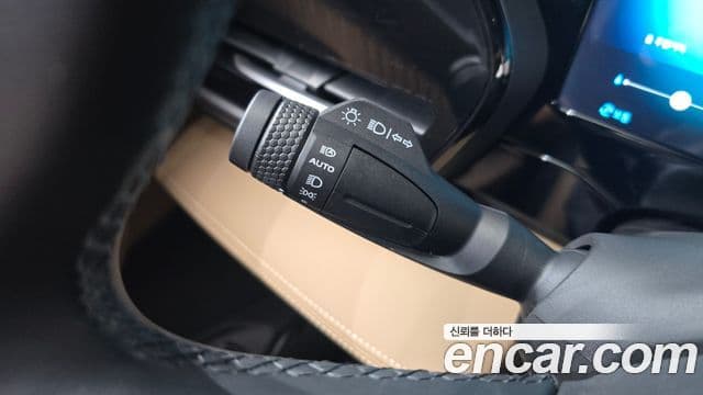 Renault Samsung Grand Koleos 2024 — Photo 19/31