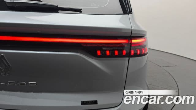 Renault Samsung Grand Koleos 2024 — Photo 31/31
