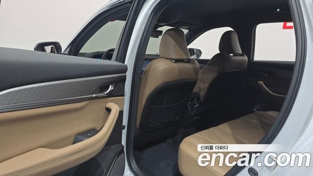 Renault Samsung Grand Koleos 2024 — Photo 12/31