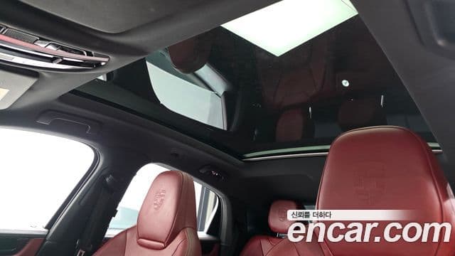 Porsche Cayenne 2020 — Photo 19/20