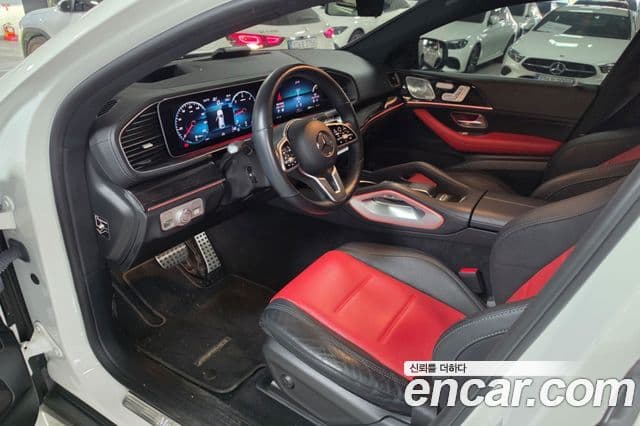 Mercedes-Benz GLE-Class 2023 — Photo 11/17