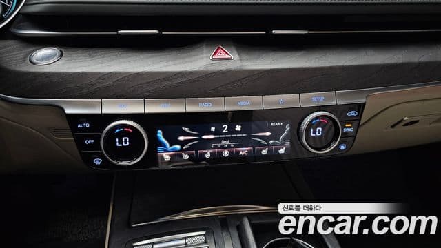 Genesis G80 2021 — Photo 15/37
