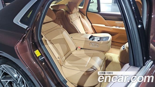 Genesis G90 2022 — ფოტო 2/34