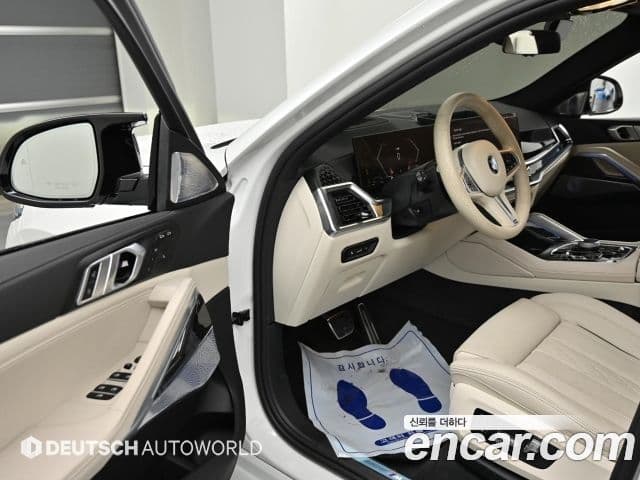 BMW X6 2025 — Photo 11/20