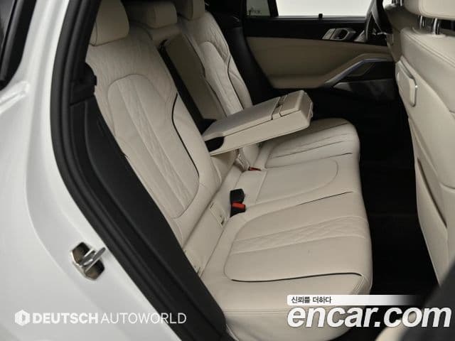 BMW X6 2025 — Photo 15/20