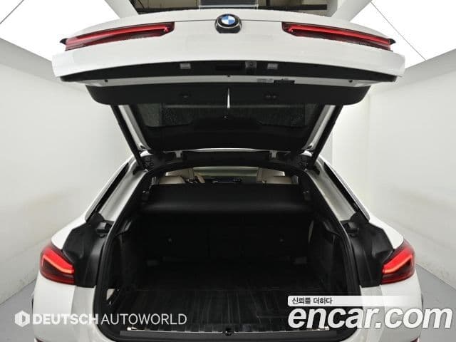BMW X6 2025 — Photo 8/20