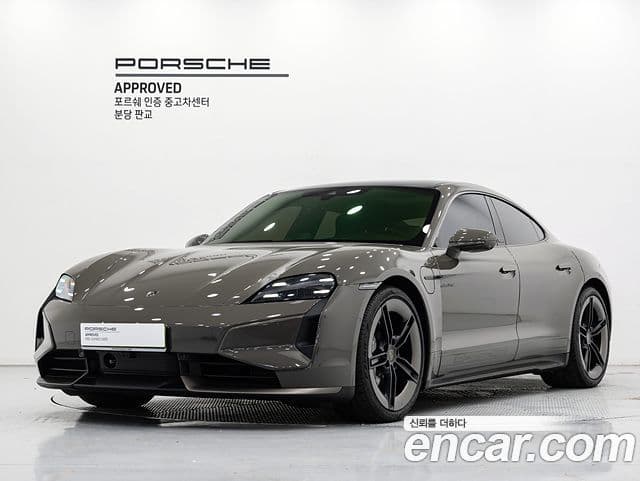 Porsche Taycan 2025 — ფოტო 2/20