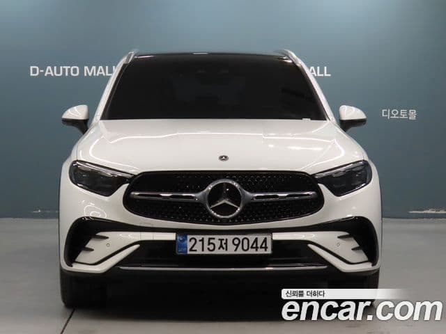 Mercedes-Benz GLC-Class 2024 — Photo 2/2