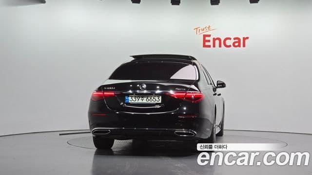 Mercedes-Benz S-Class 2022 — Photo 1/20