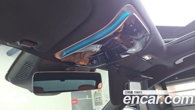 Mercedes-Benz S-Class 2022 — Photo 13/20