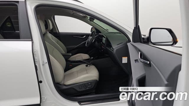Kia Niro 2024 — Фото 18/20