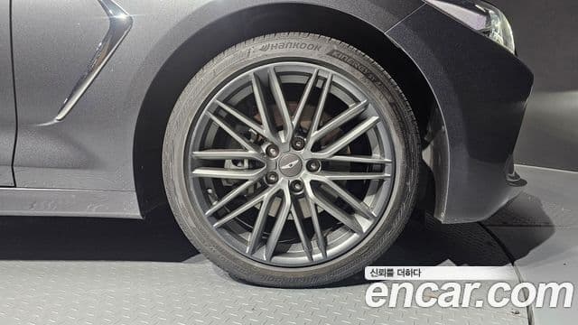 Genesis G70 2018 — Şəkil 25/33