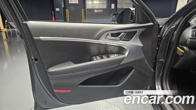 Genesis G70 2018 — Şəkil 23/33