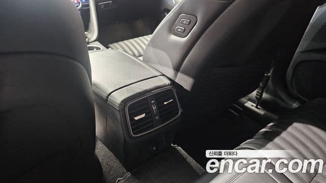 Genesis G70 2018 — Şəkil 33/33