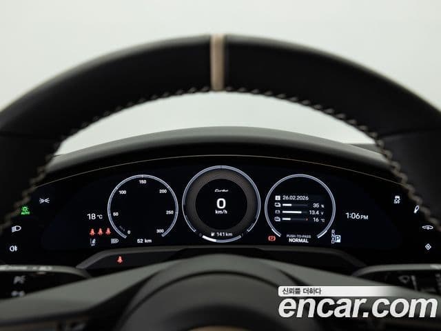 Porsche Taycan 2025 — Photo 15/19