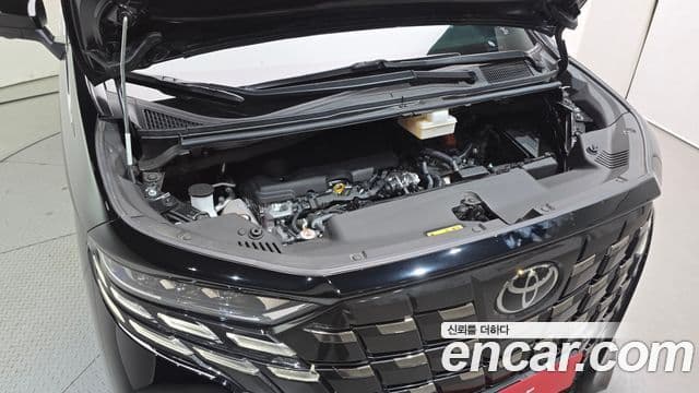 Toyota Alphard 2023 — Фото 6/20