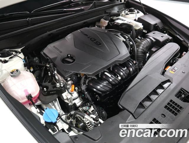 Hyundai Grandeur Hybrid 2023 — Photo 20/20