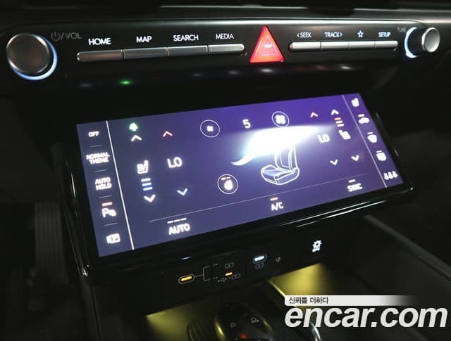 Hyundai Grandeur Hybrid 2023 — Photo 13/20