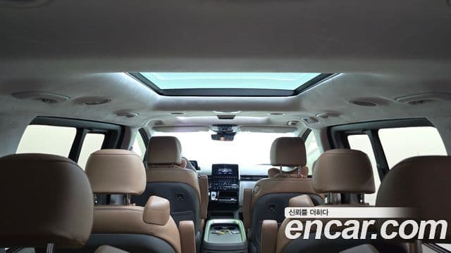 Hyundai Staria 2023 — Фото 20/20