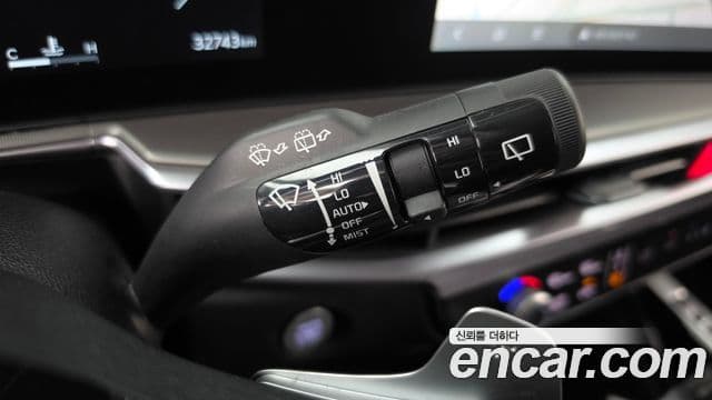 Kia Sorento 2024 — Фото 18/20