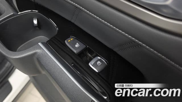 Kia Sorento 2024 — Фото 19/20
