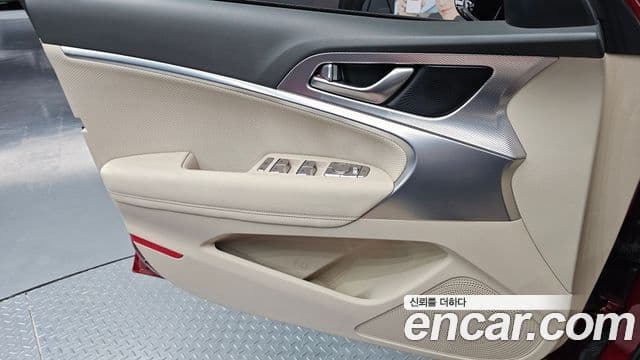 Genesis G70 2021 — Şəkil 10/33